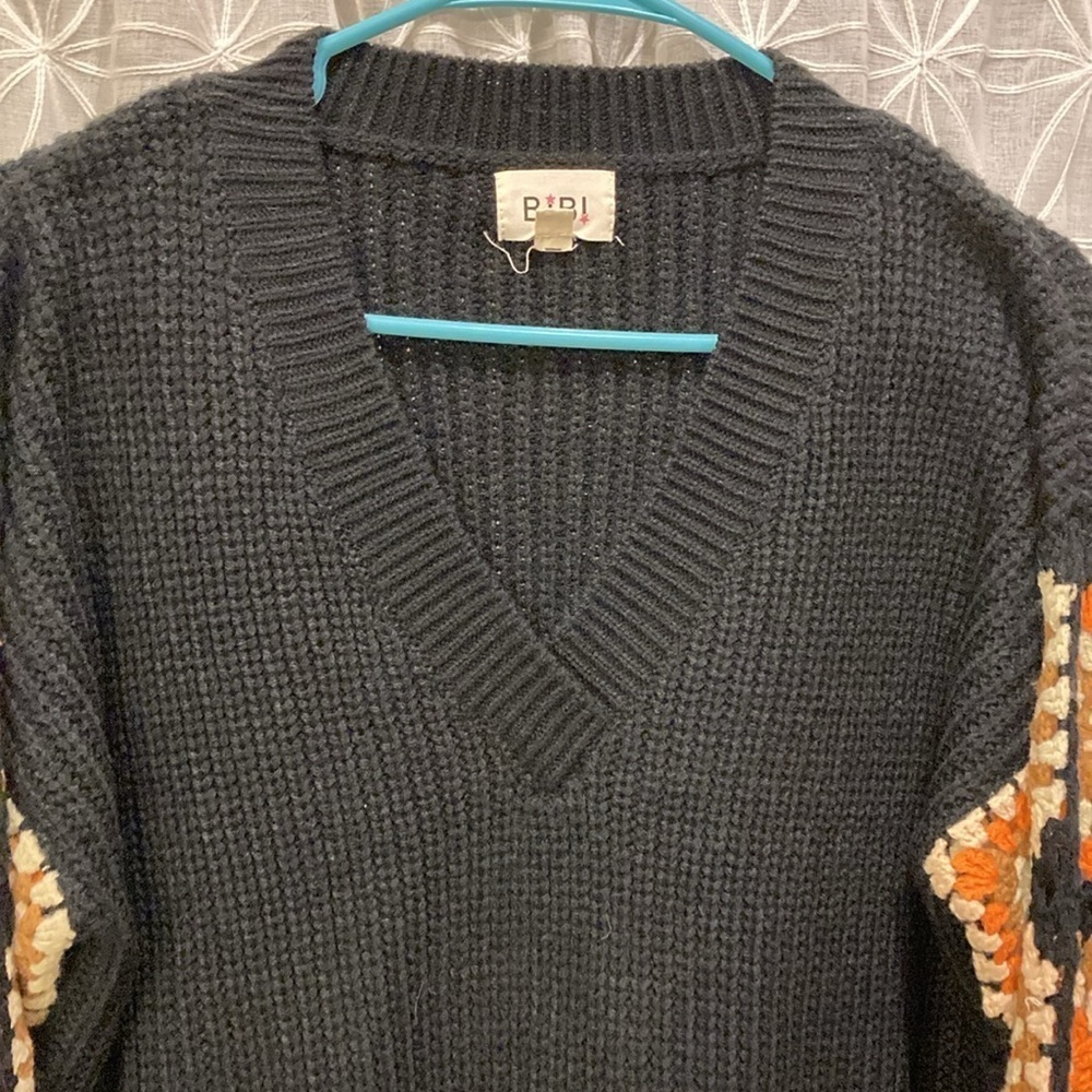 BiBi Granny Square Sweater - Picture 3 of 8